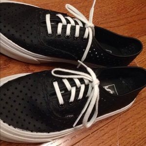 Barely worn star patterned vans shoes